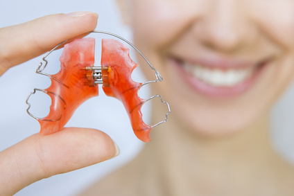 Kieferorthopädie herausnehmbare Zahnspange